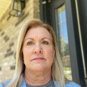 Meet your Posher, Sherry